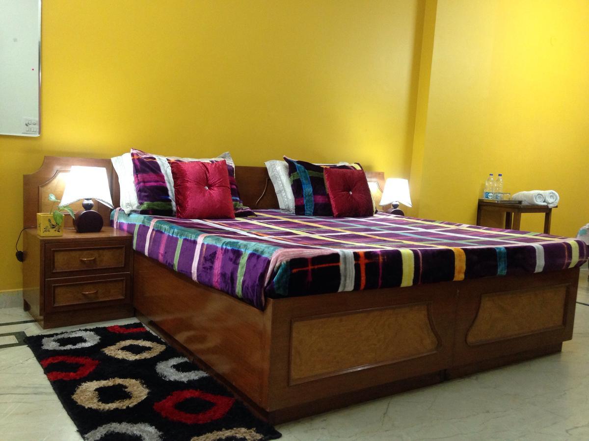 Parkash Bed And Breakfast Nueva Delhi Exterior foto